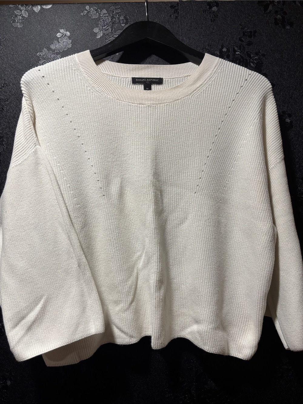 Banana Republic Off-White Crewneck Knit Sweater